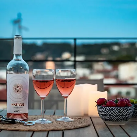 Néro Città di Skiathos