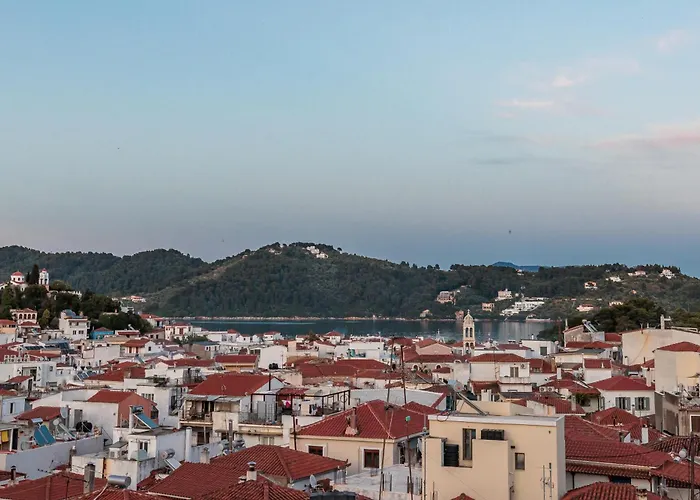 Néro Appartamento Città di Skiathos