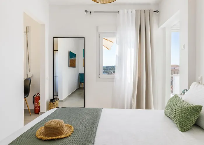 Néro Città di Skiathos